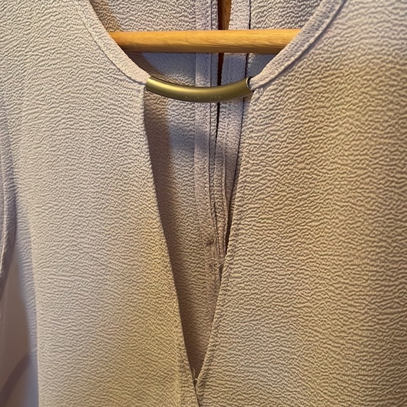 MICHAEL by Michael Kors bar neck cross over sleeveless top size M. - Picture 4 of 6